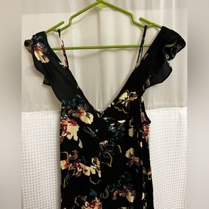 Wide leg Jumpsuit- large super cute!